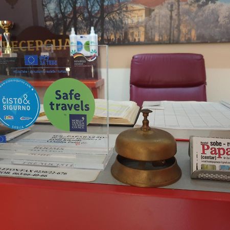 Hostel Paparazzo & Apartmens Kikinda المظهر الخارجي الصورة