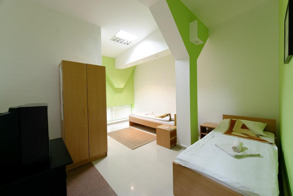 Hostel Paparazzo & Apartmens Kikinda المظهر الخارجي الصورة