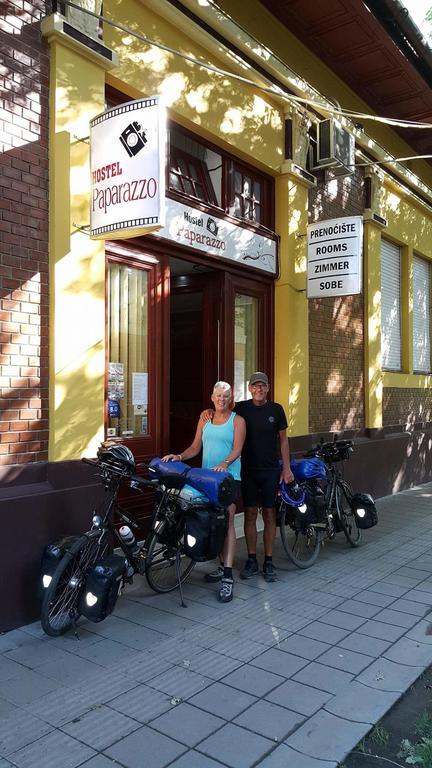 Hostel Paparazzo & Apartmens Kikinda المظهر الخارجي الصورة